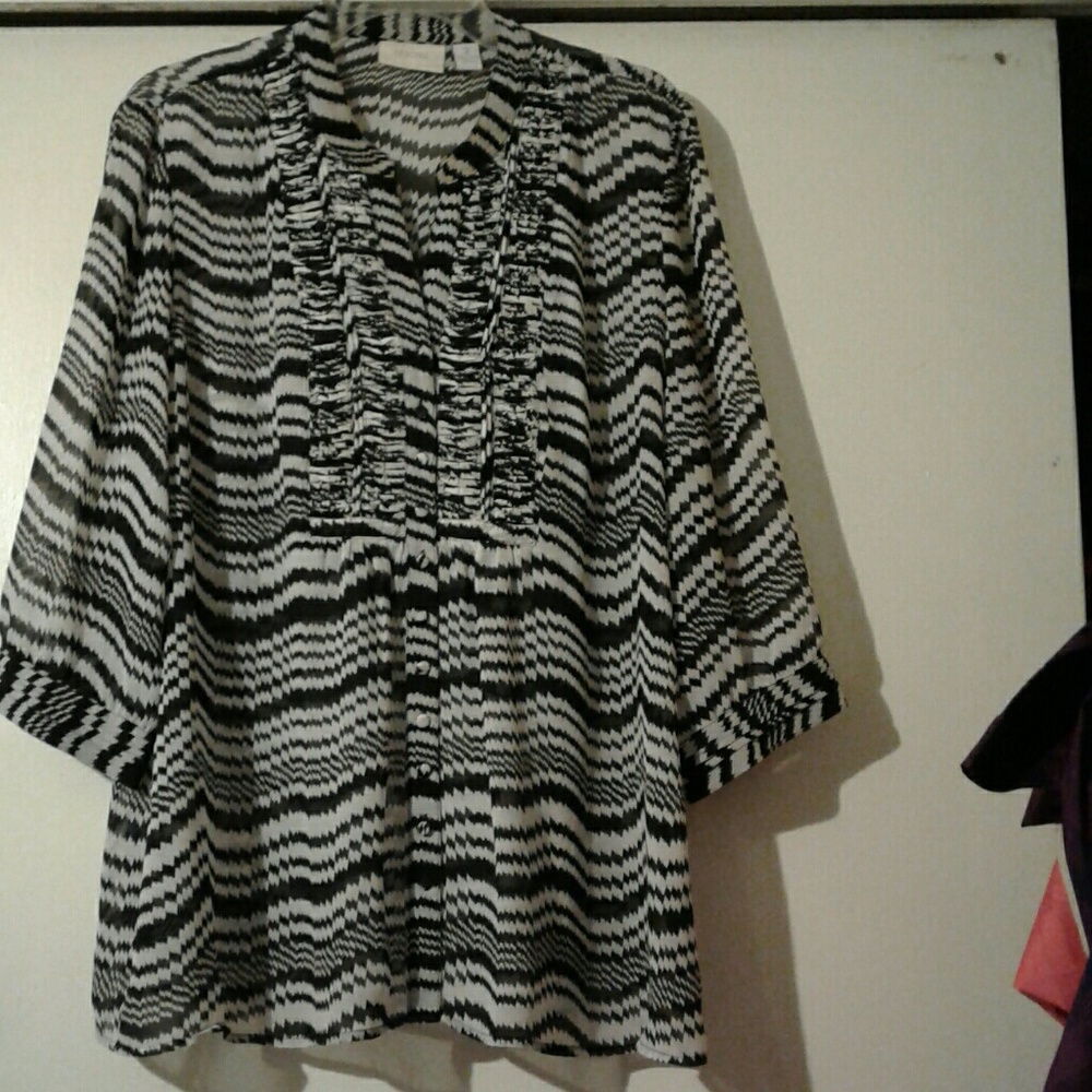 Chicos blouse Sz 2